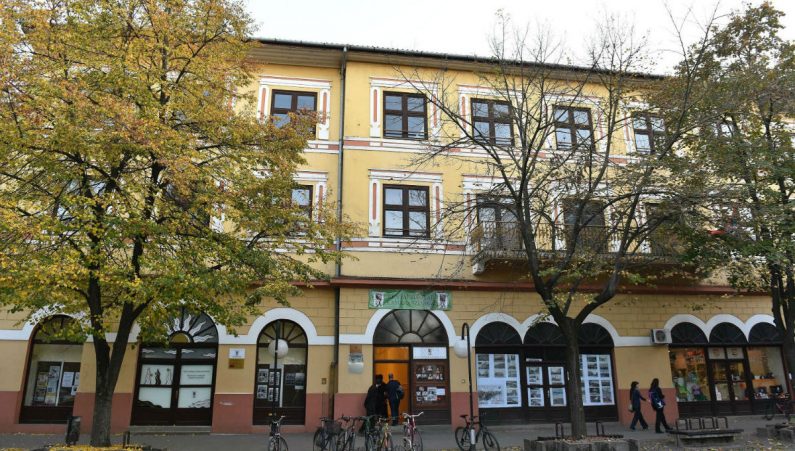 Nem hirdet évadot a Zentai Magyar Kamaraszínház