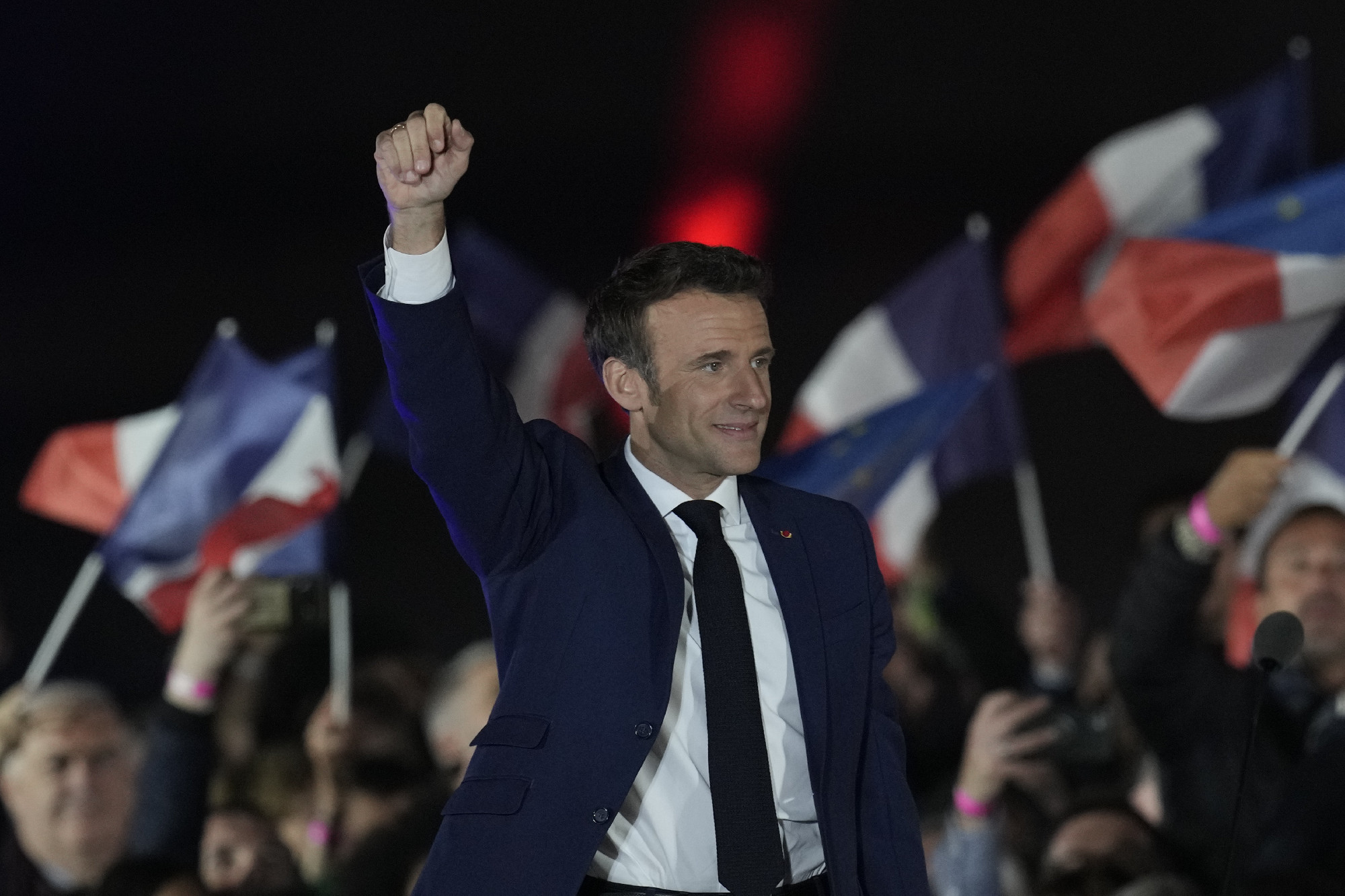 Macron, a gazdag városi nyugdíjasok elnöke