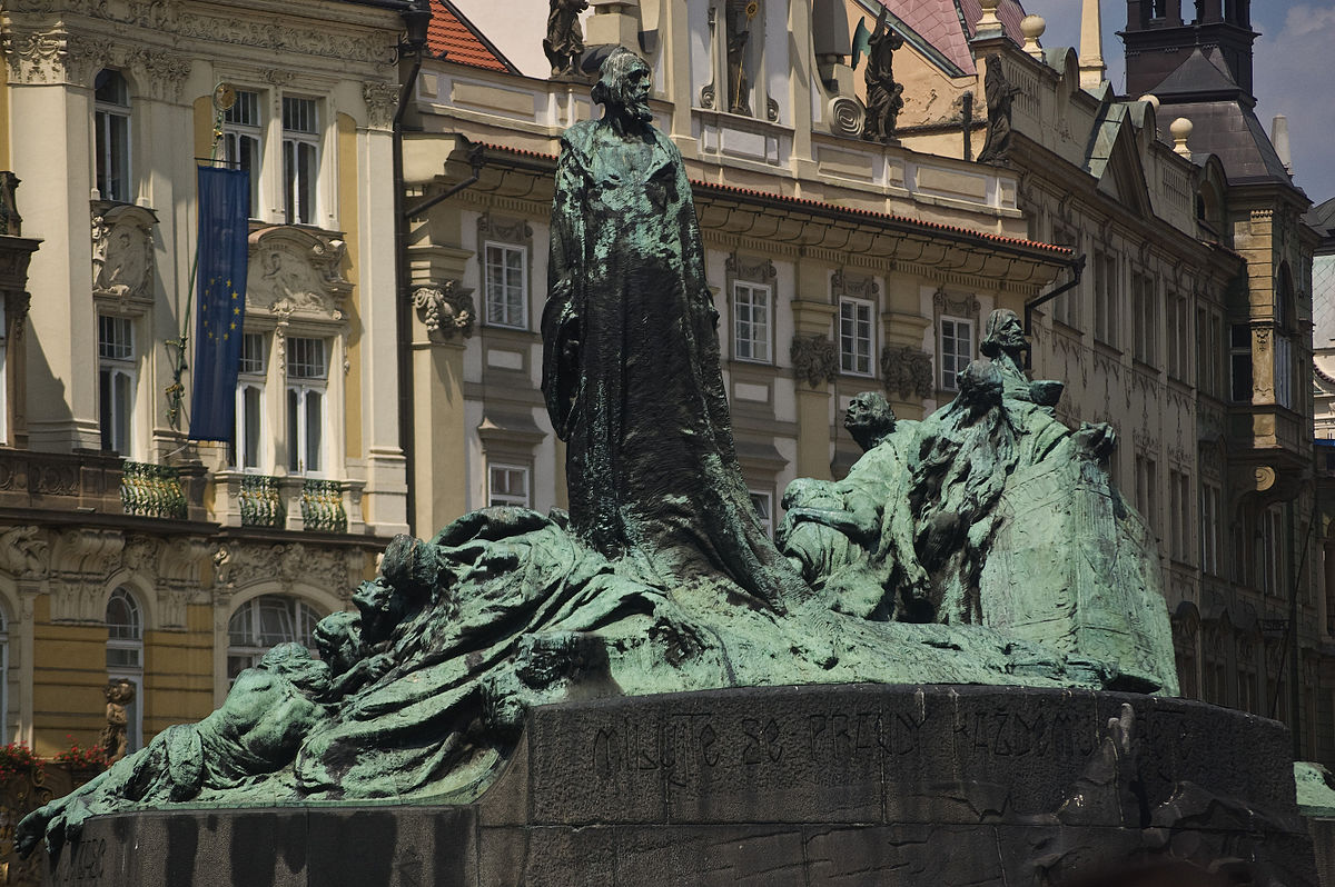 A folytonosság szelleme: Prága és Budapest