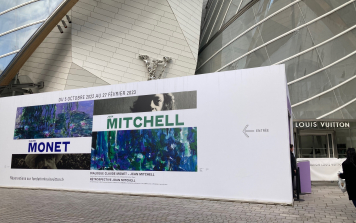 Monet és Mitchell dialógusa a Louis Vuittonban