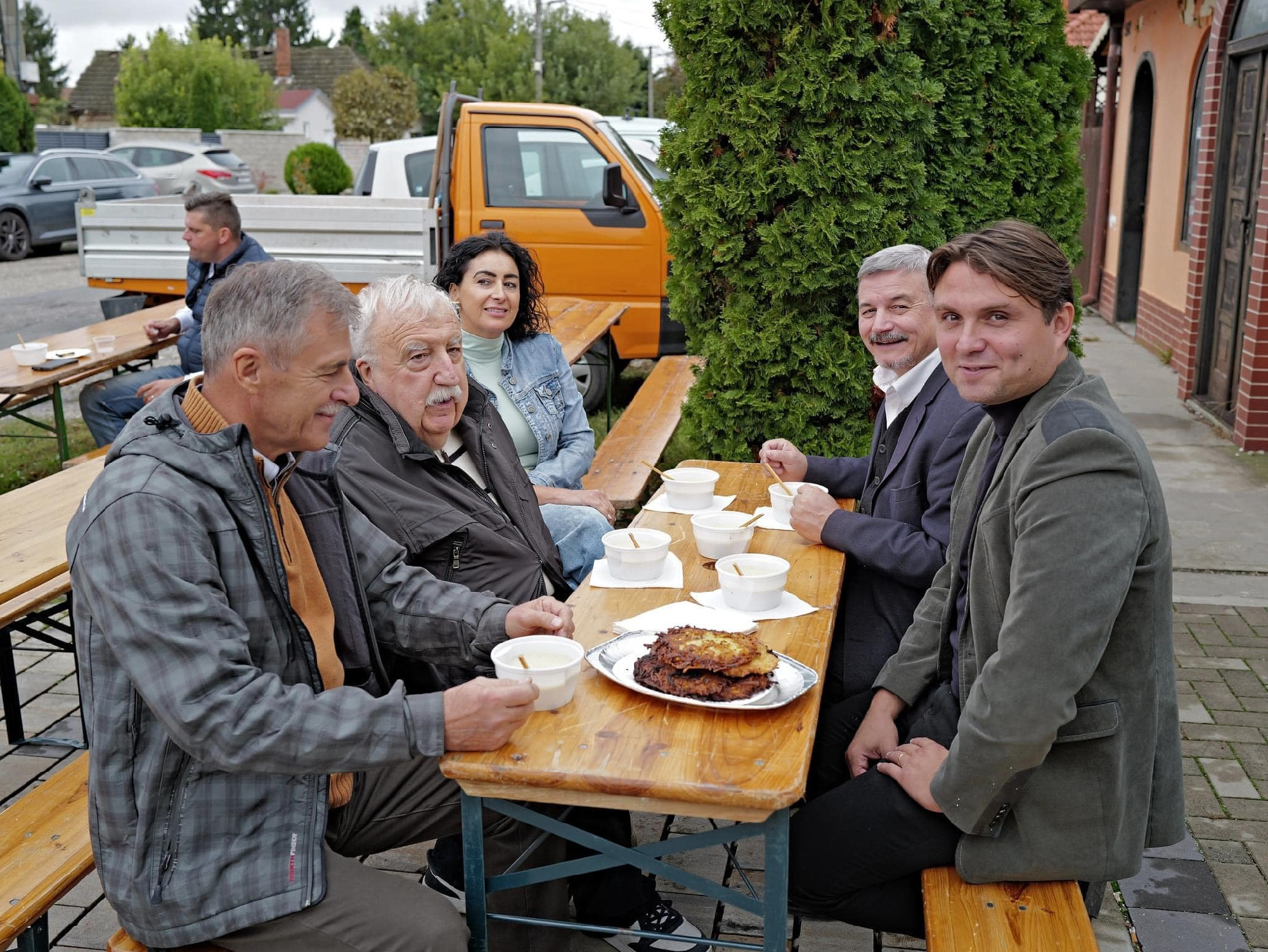 Teljes sorcsere a szlovákiai magyar politikában