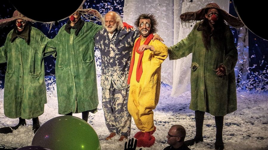 Slava’s Snowshow a Nemzeti Színházban – hópehelynyi csoda a színpadon