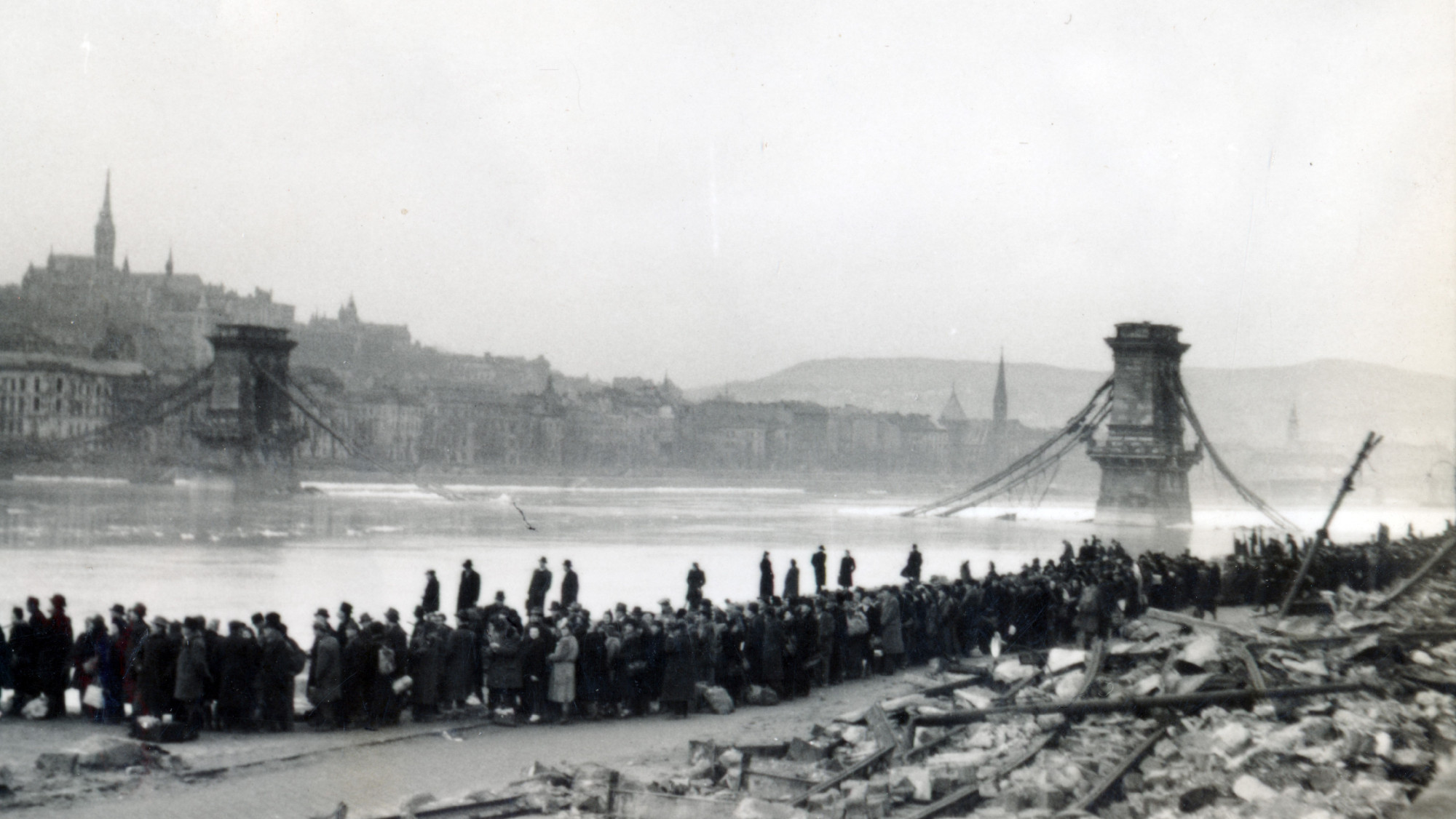 Menekülés a budapesti pokolból