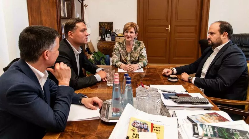 Csemadok: a felvidéki magyar kultúra esélyei