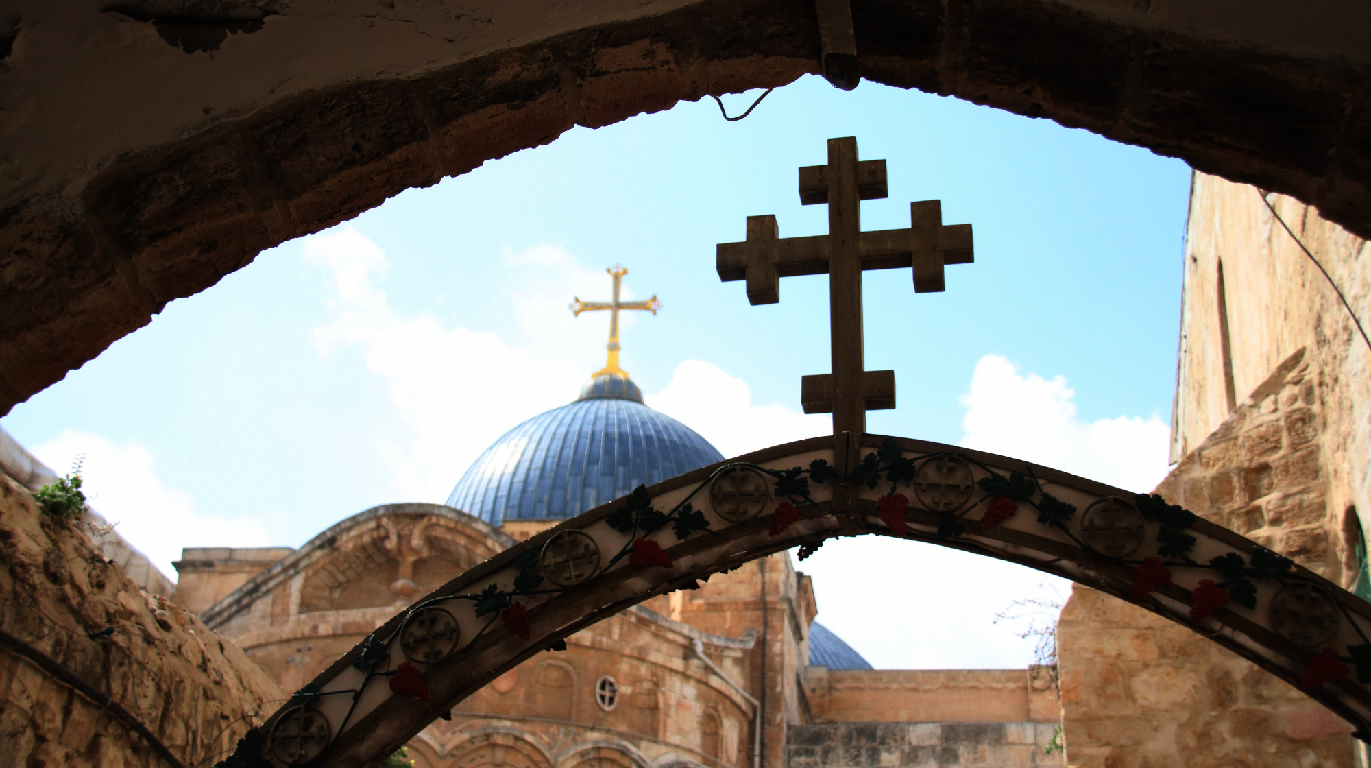 Szentegyház élő kövekből