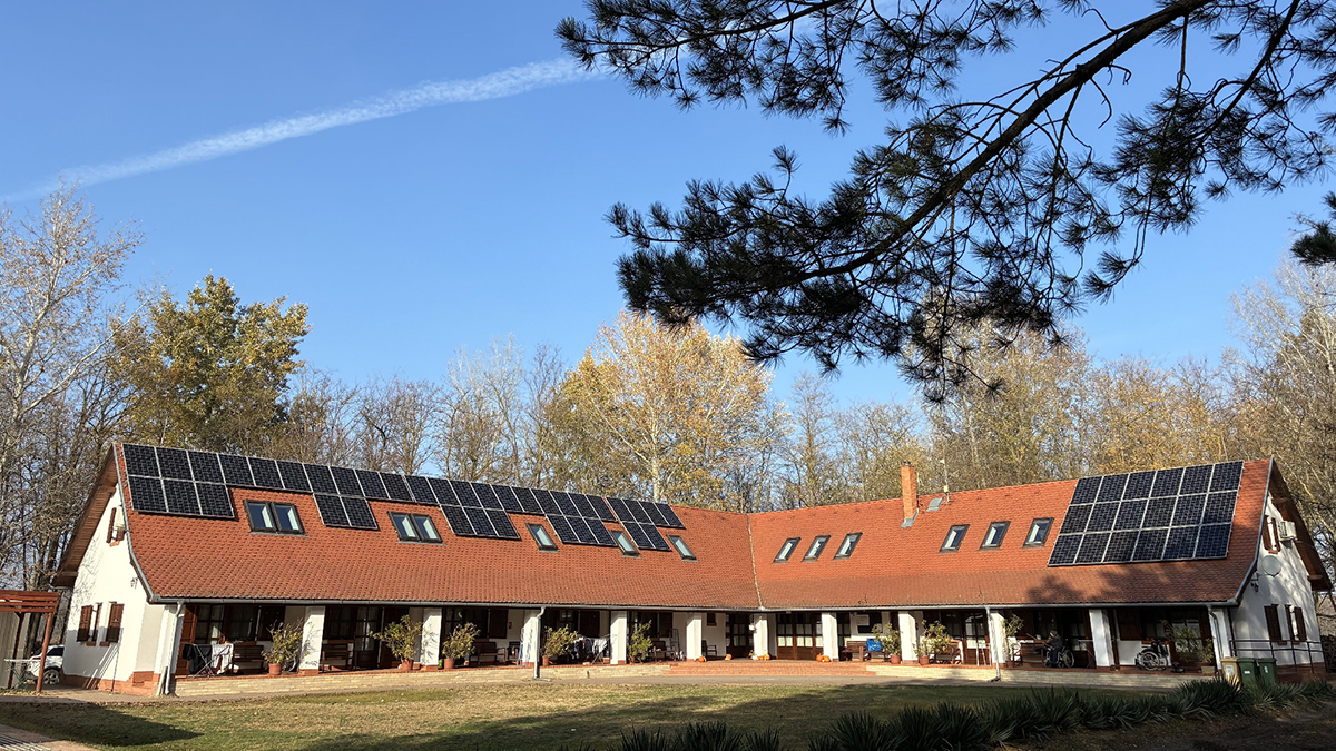 Az életnek kell örülni