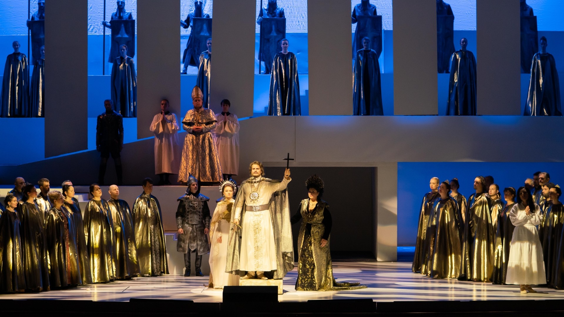 István király jegyében