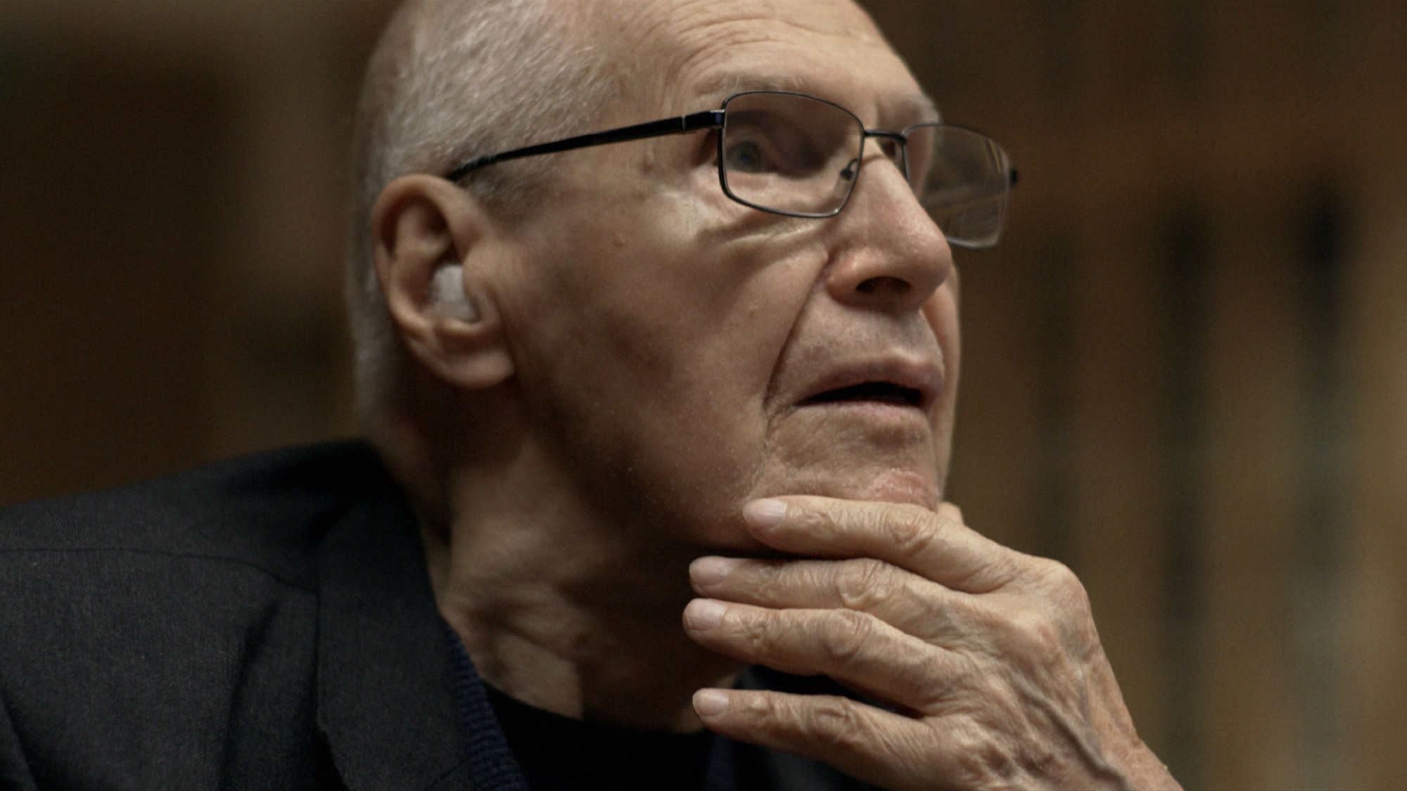 Sűrű csendek mestere