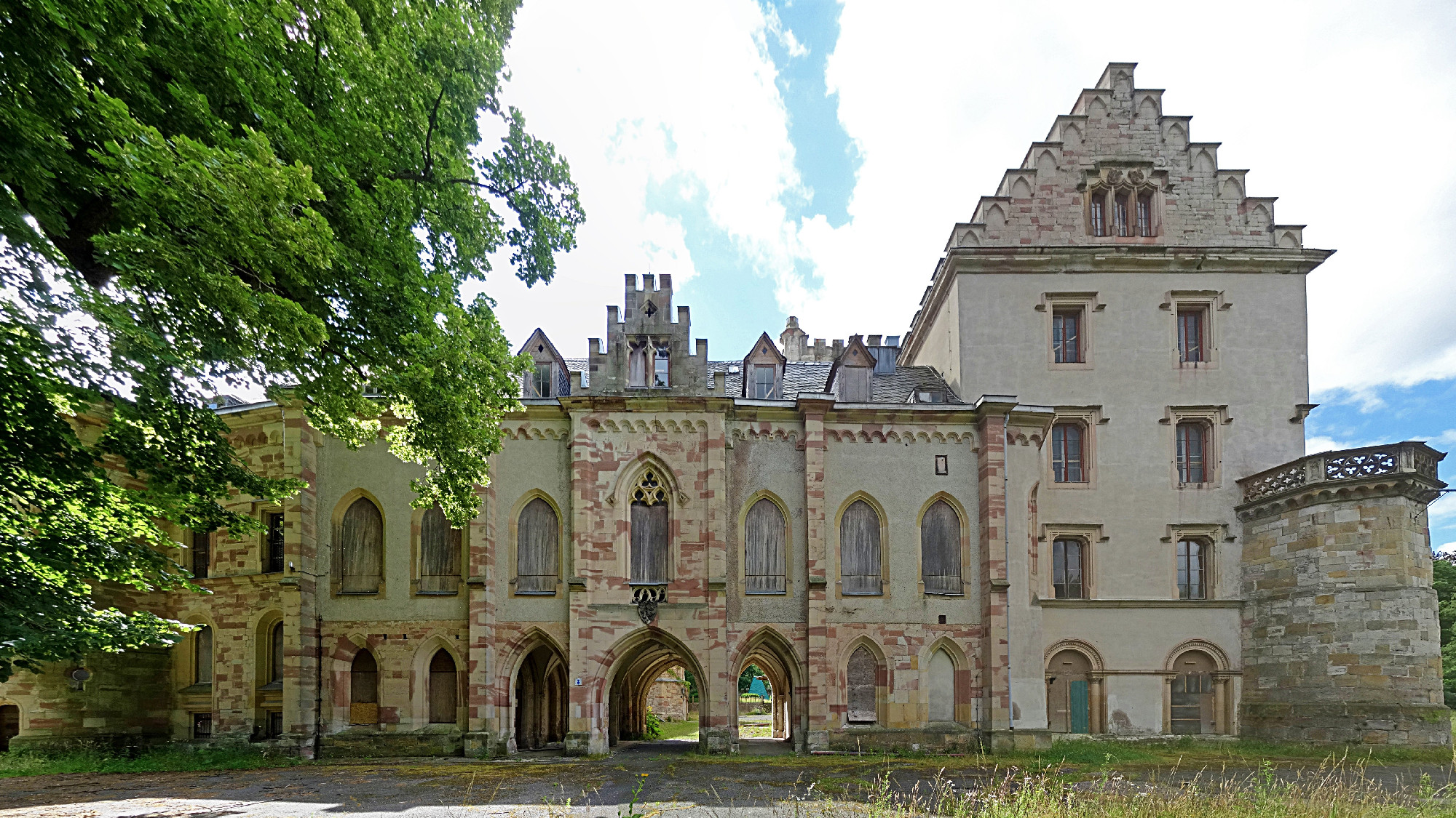 Neogótika a Türingiai-erdőben