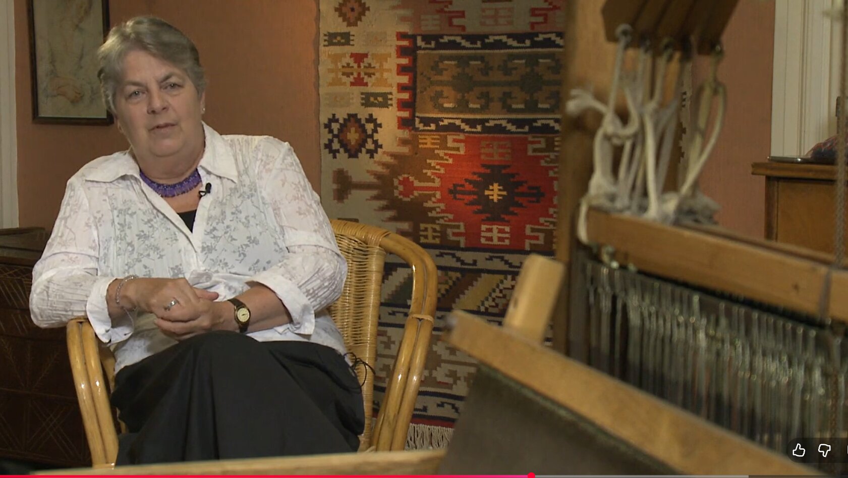 A textil véd, mesél, otthont teremt