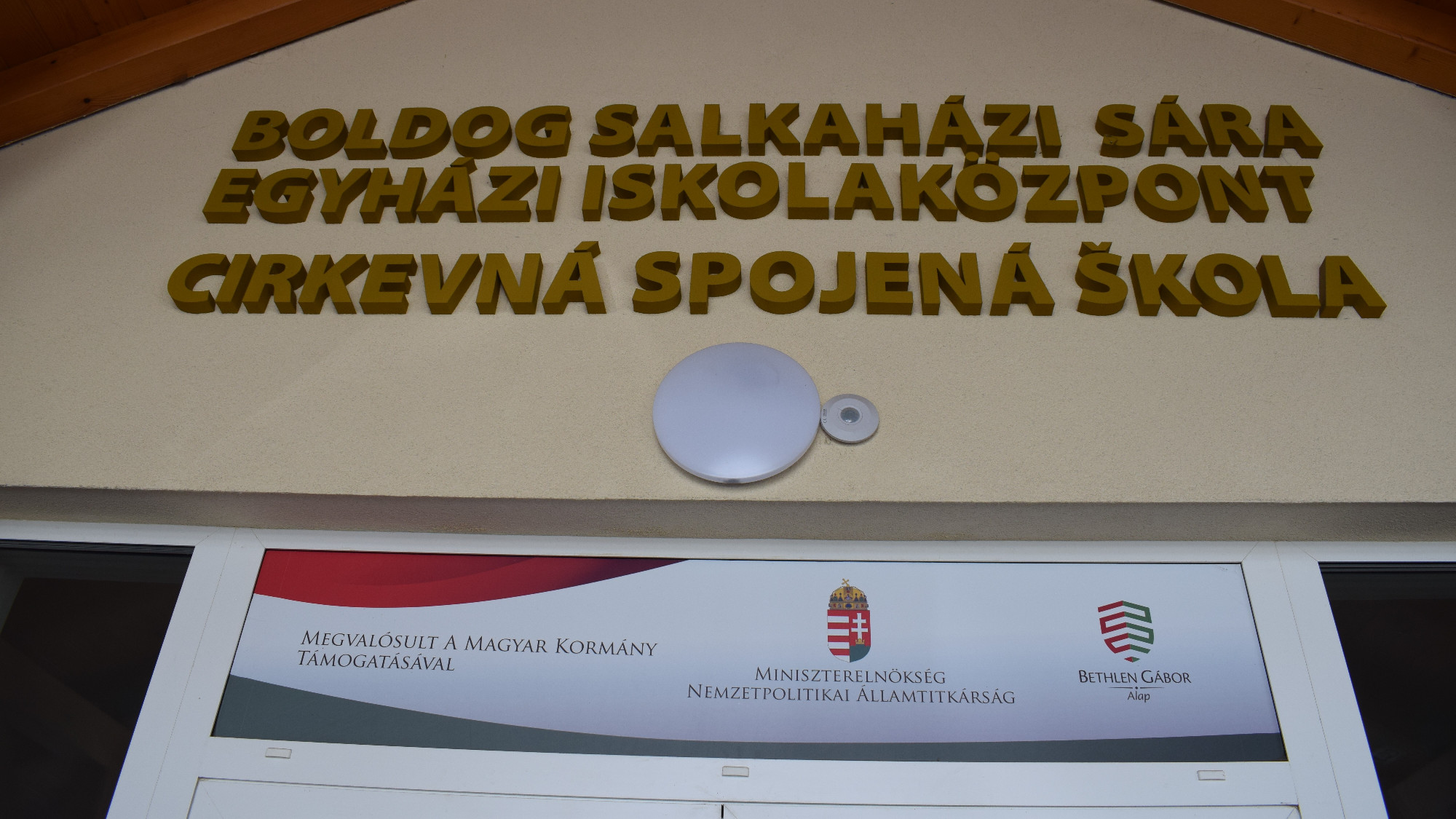 Alkalmazkodás és tűzoltás