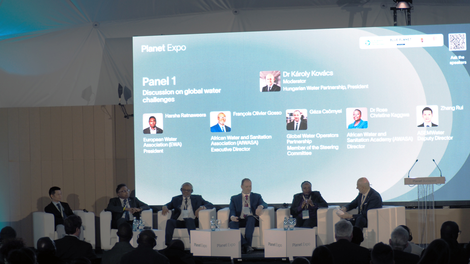 A kék arany diplomáciája