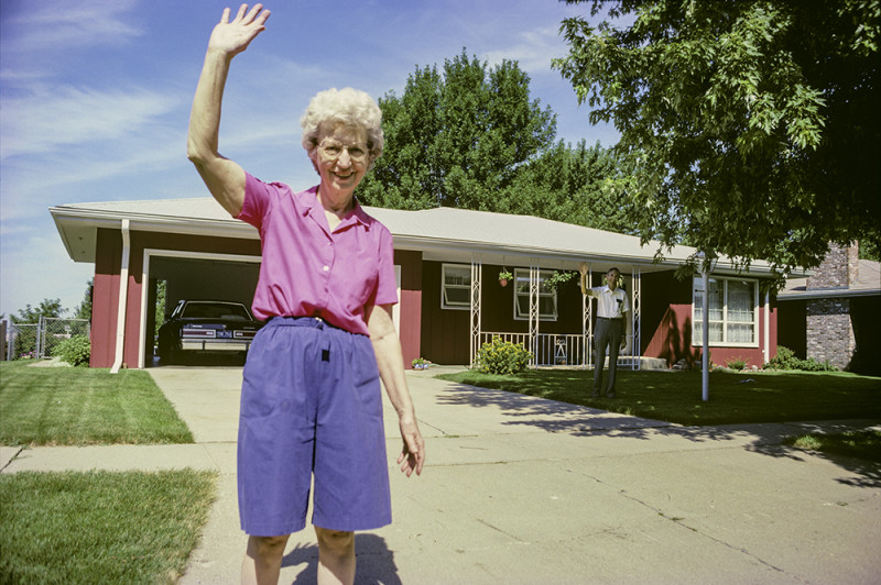 Leaving and waving, 7/1991