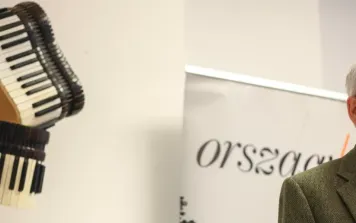 Barabás Márton Országúton című kiállítása elé